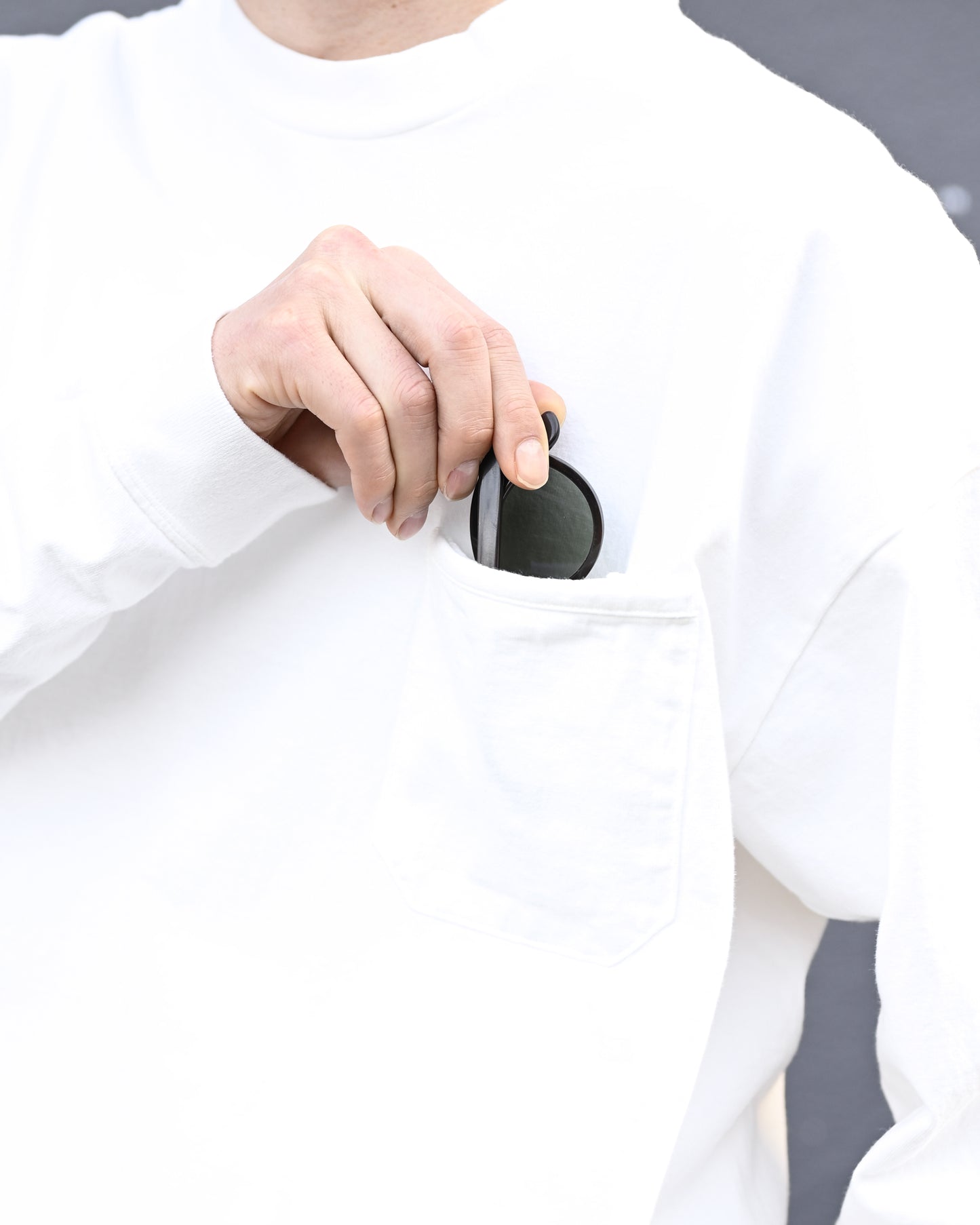 GIANT Tube Unlikely Pocket LST