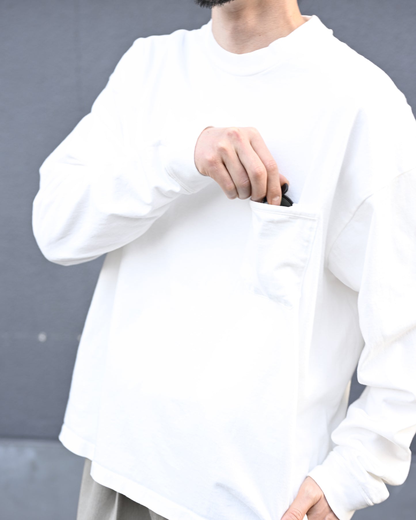 GIANT Tube Unlikely Pocket LST