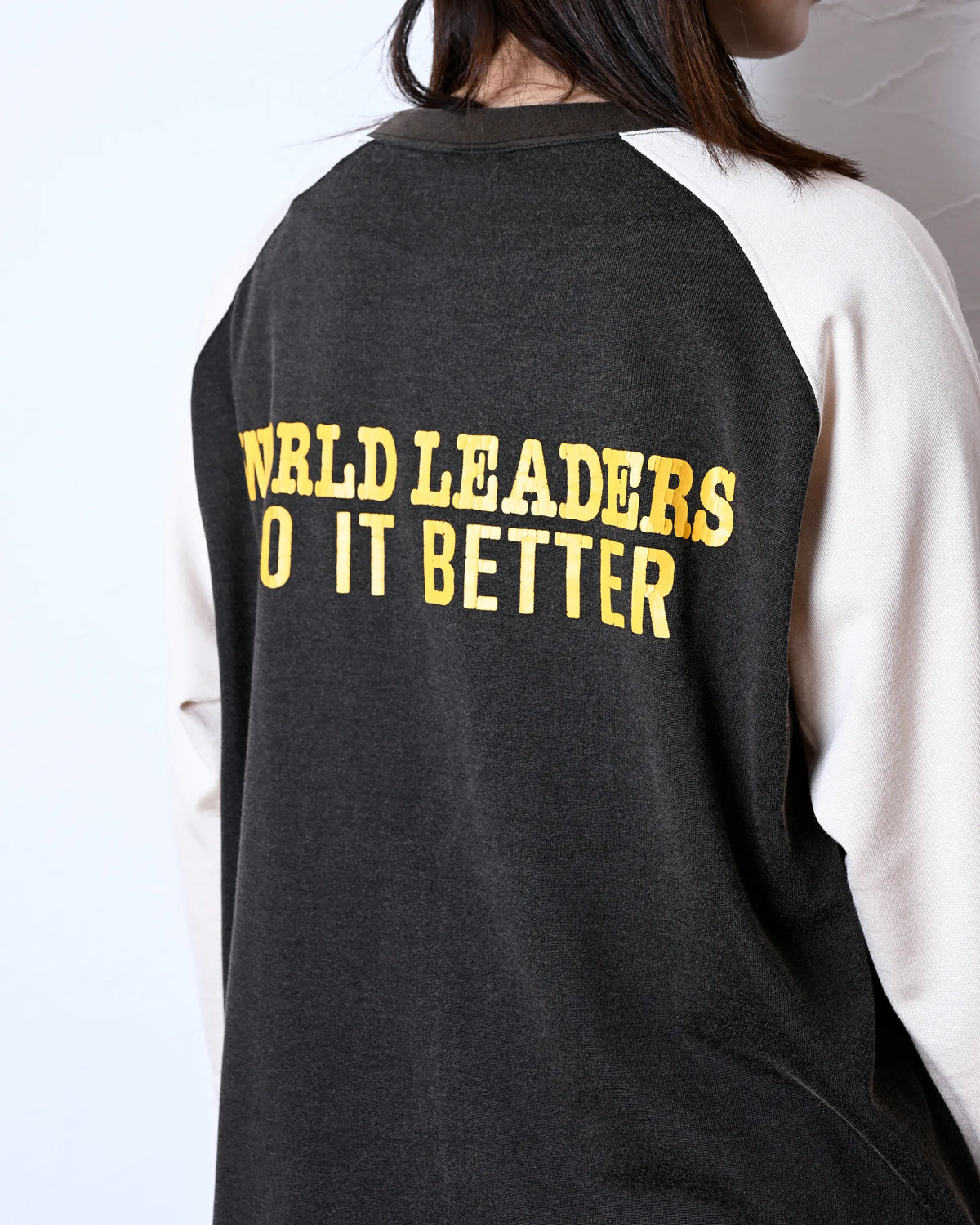 C/R RAGLAN TEE(WORLD LEADERS)