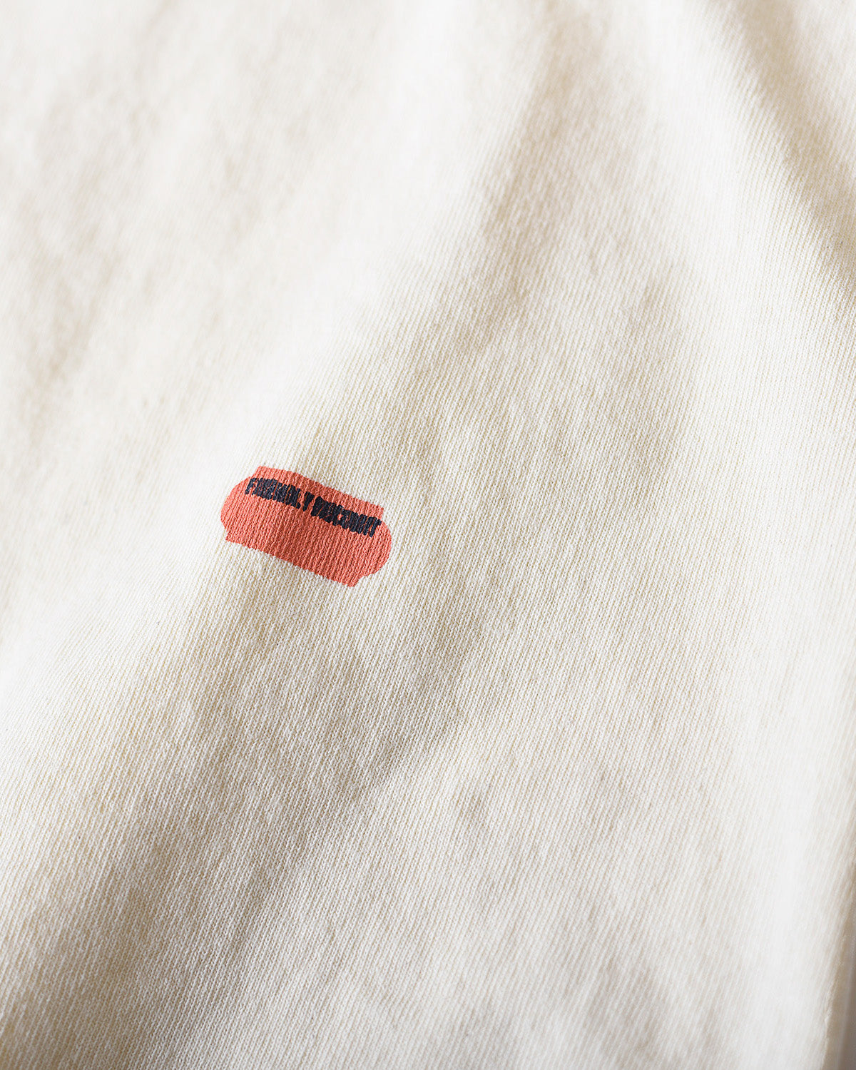 GIANT Tube6  Print TEE(moose)