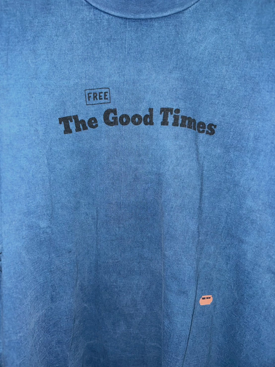 GIANT Tube L/S TEE(NewsPaper) DEL:2月